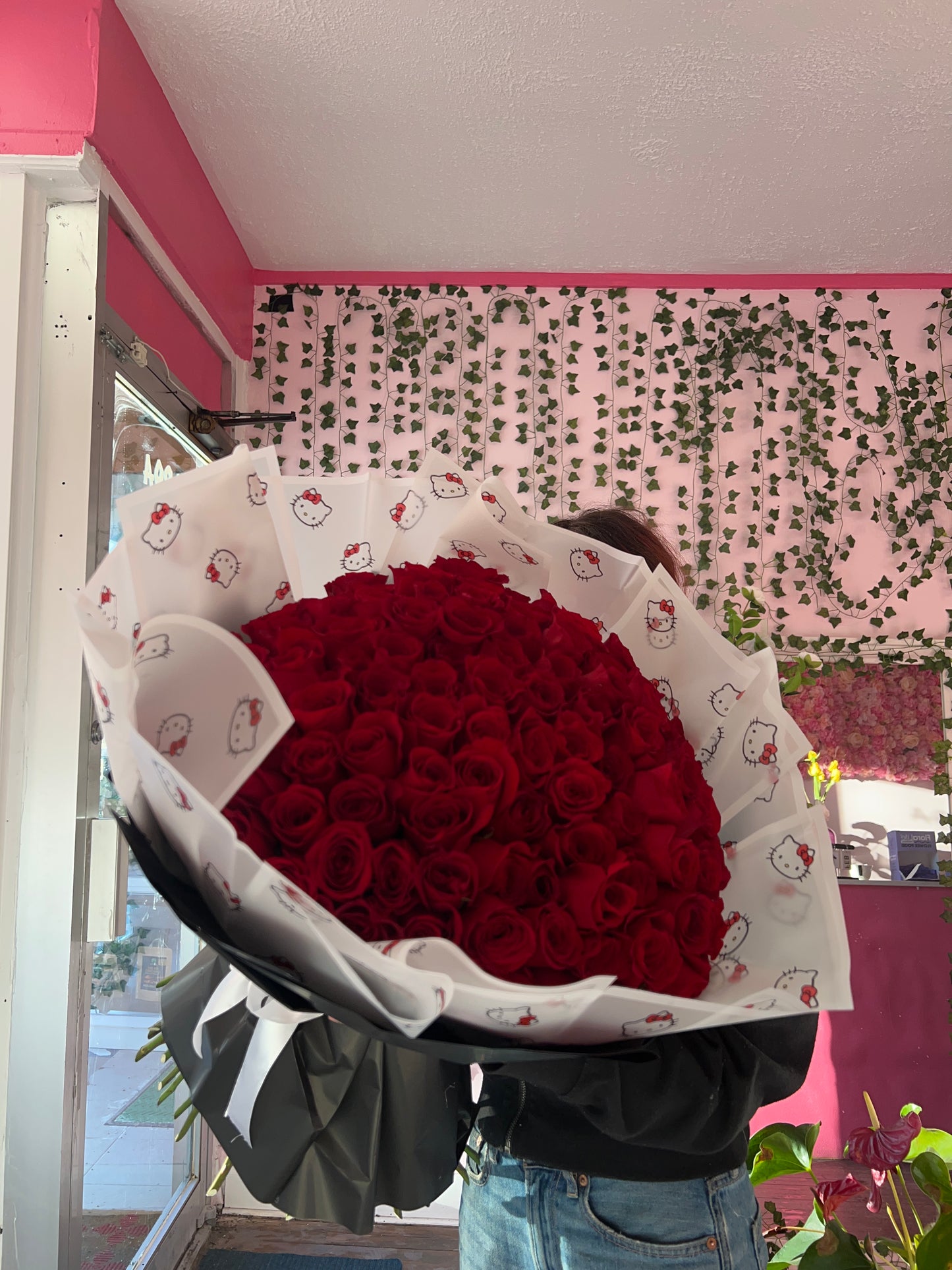 100 Red Roses